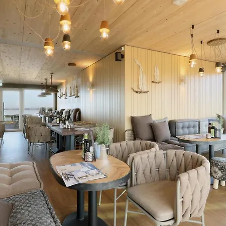 Amazing In Lembruch-duemmer With Sauna *